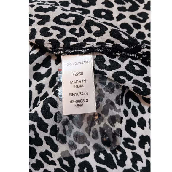 NEW JESSICA LONDON Blouse Tunic Top 18W Bell Sleeves Flowy Boho Animal Print - Picture 8 of 11